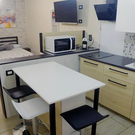 I Love 2 Apartment